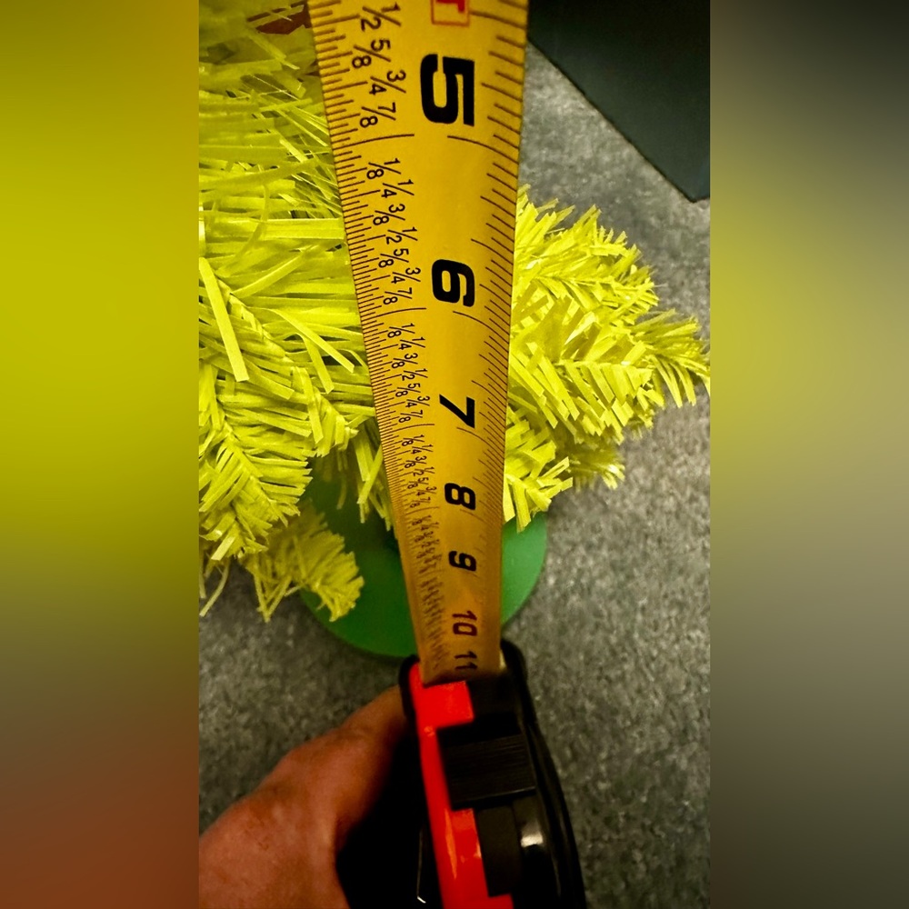 Lime Green The Grinch Holiday Tree with Yellow Star Topper - Picture 4 of 4